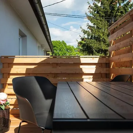 Apartman With Free Parking, Washer & Dryer