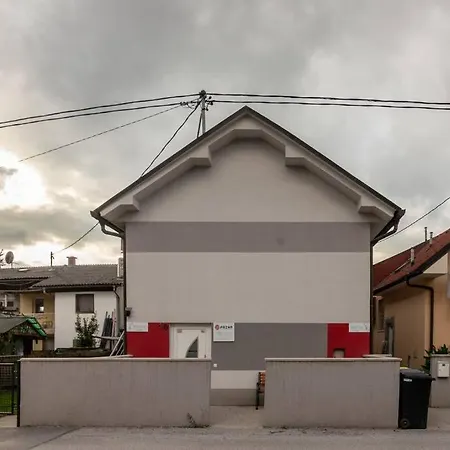 With Free Parking, Washer & Dryer *