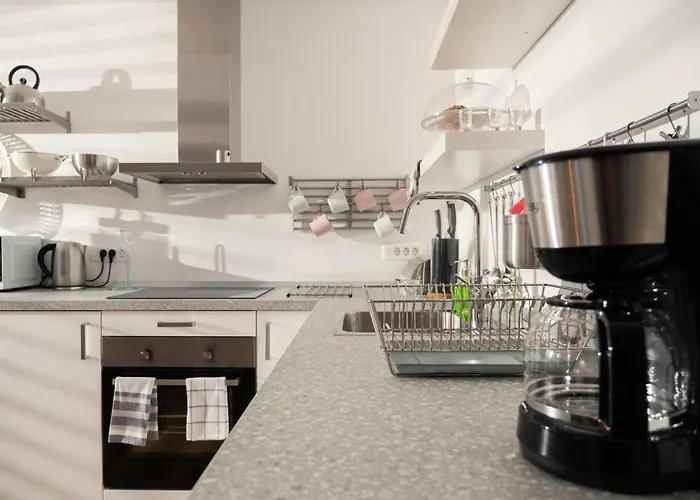 With Free Parking, Washer & Dryer Apartmán Lublaň